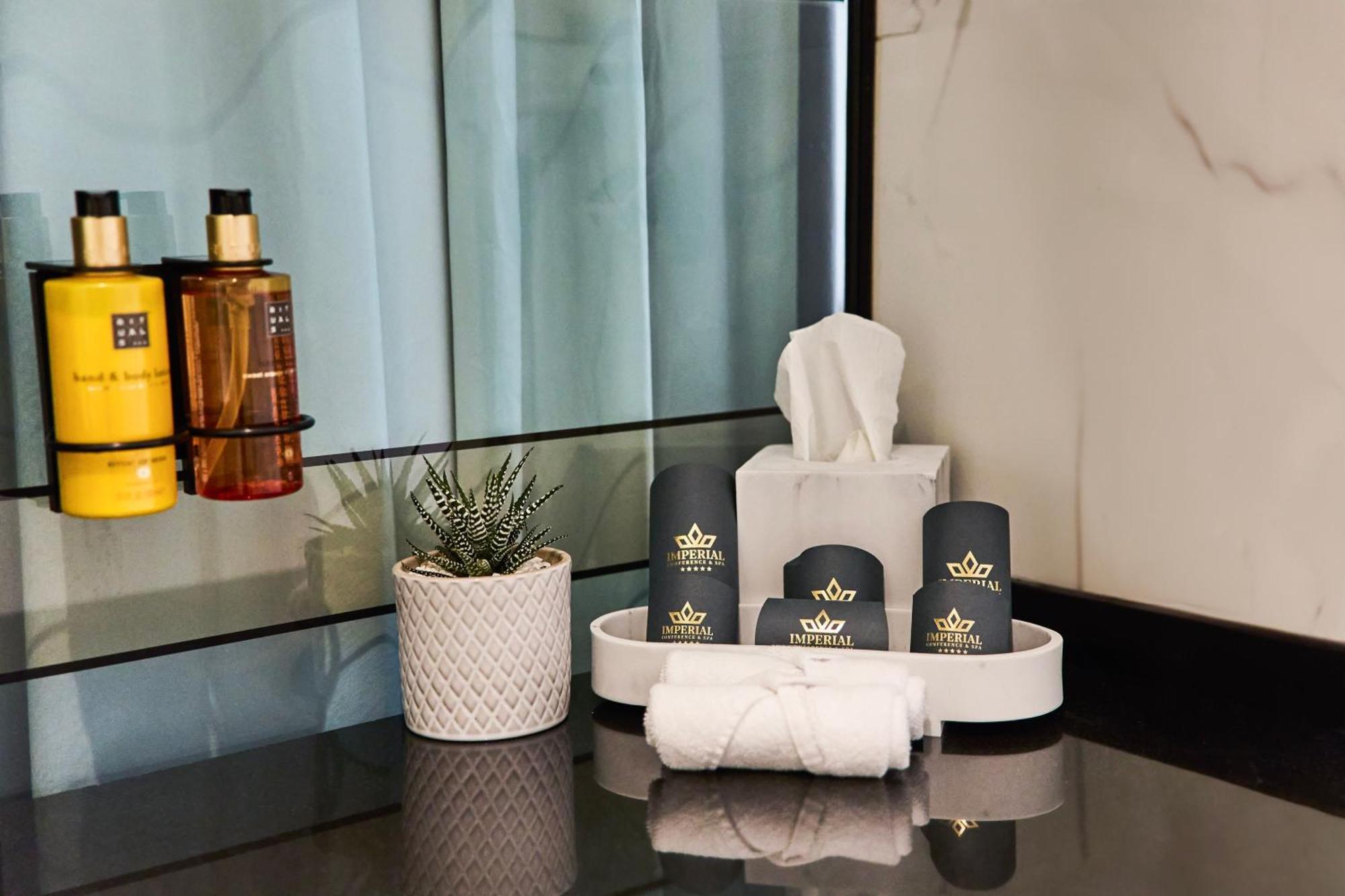 Hotel Imperial Conference & Budua